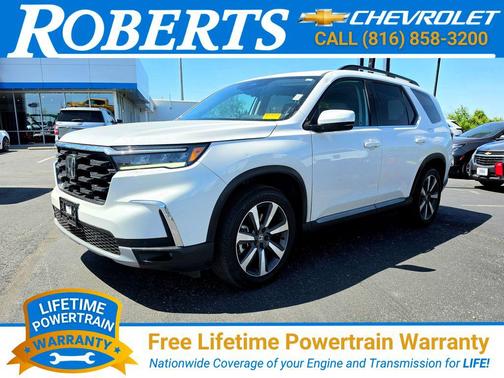 Platinum White Pearl 2025 Honda Pilot Touring 8-Passenger
