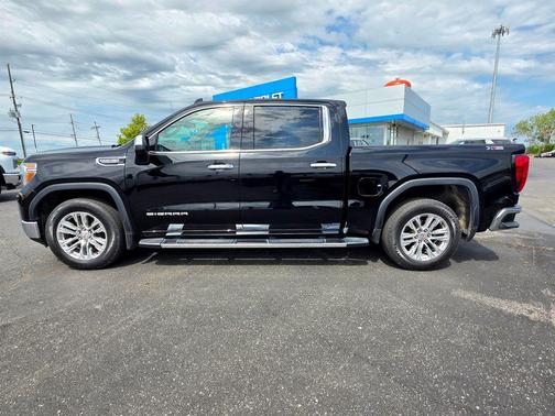 Onyx Black 2019 GMC Sierra 1500 SLT