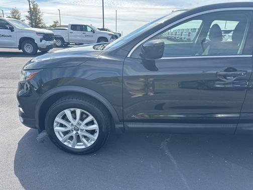 2020 Nissan Rogue Sport S