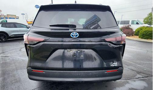2024 Toyota Sienna XLE