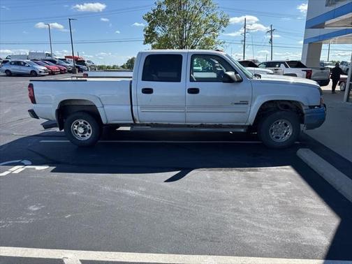 2005 Chevrolet Silverado 2500 LT H/D Crew Cab