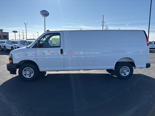 2025 Chevrolet Express 3500 RWD 3500 Extended Wheelbase WT
