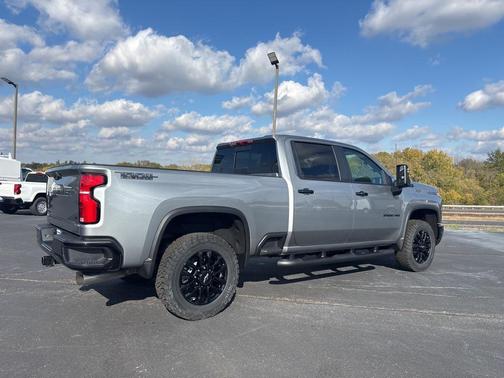 2026 Chevrolet Silverado 2500 LT