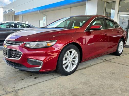 Cajun Red Tintcoat 2018 Chevrolet Malibu LT