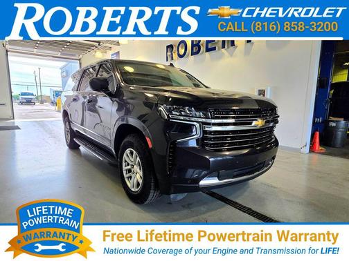 Dark Ash Metallic 2022 Chevrolet Suburban LT