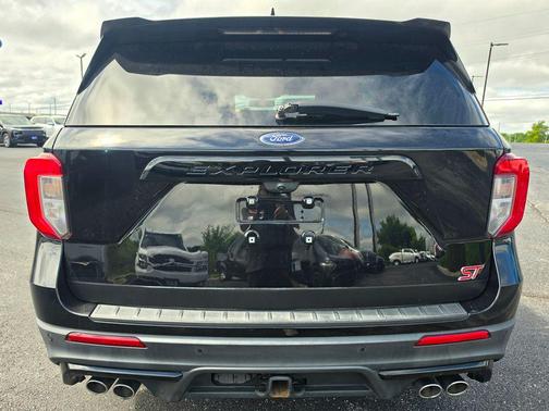 Agate Black Metallic 2020 Ford Explorer ST
