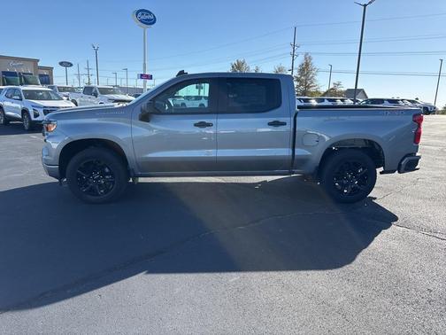 2026 Chevrolet Silverado 1500 Custom