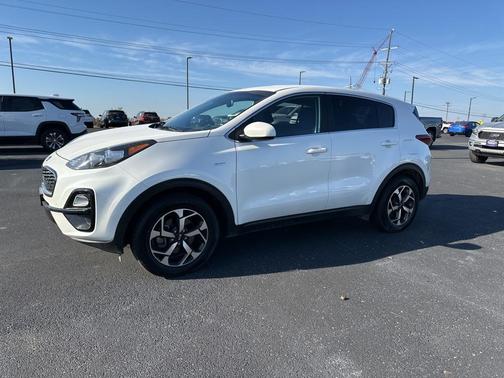 2022 Kia Sportage LX