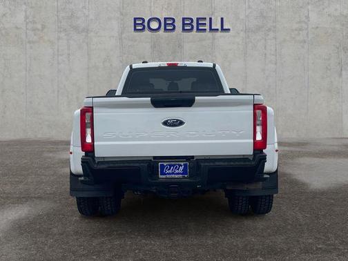 Oxford White 2023 Ford F-450 XL