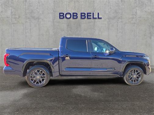 2022 Toyota Tundra Platinum