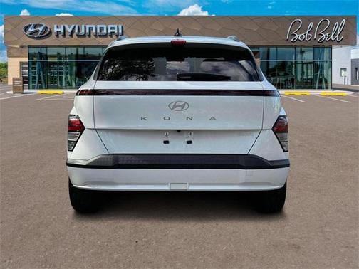 2025 Hyundai KONA EV SEL