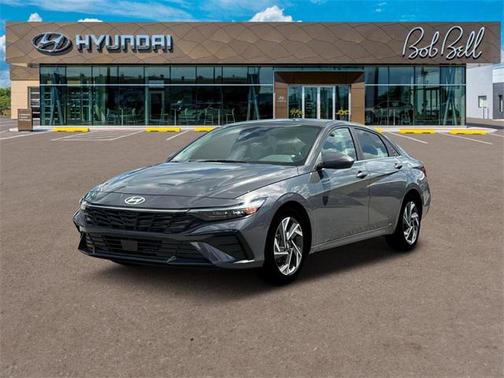 2025 Hyundai ELANTRA SEL