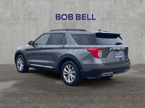 Iconic Silver Metallic 2021 Ford Explorer XLT