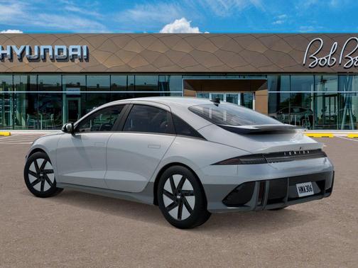 2025 Hyundai IONIQ 6 SE