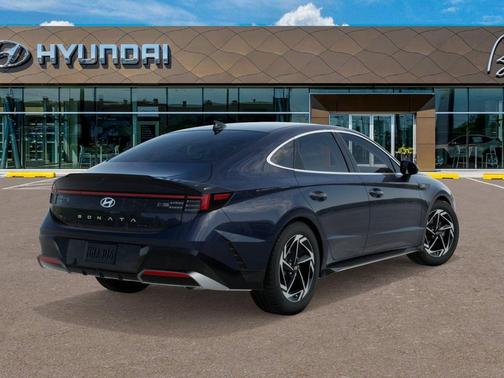 2026 Hyundai SONATA SEL