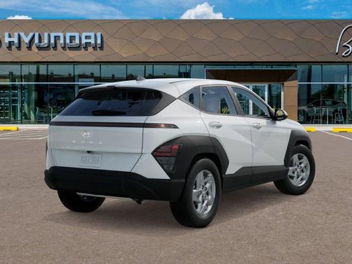 2026 Hyundai KONA SE