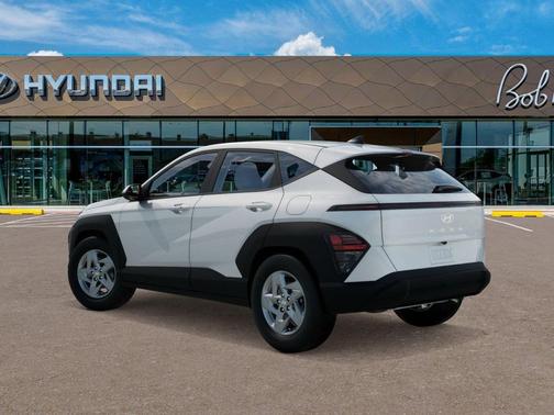 2026 Hyundai KONA SE