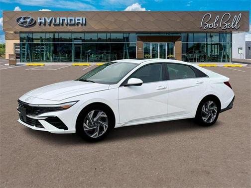 2025 Hyundai ELANTRA SEL