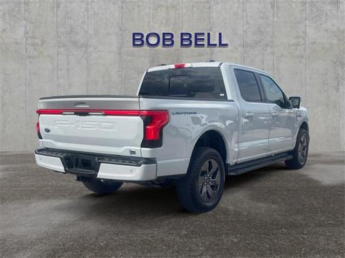 2023 Ford F-150 Lightning LARIAT