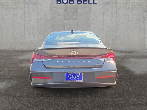 2025 Hyundai ELANTRA HEV SEL Sport