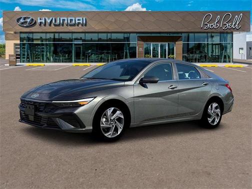 2025 Hyundai ELANTRA SEL