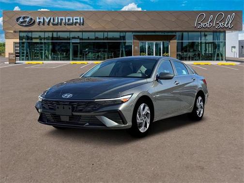 2025 Hyundai ELANTRA SEL