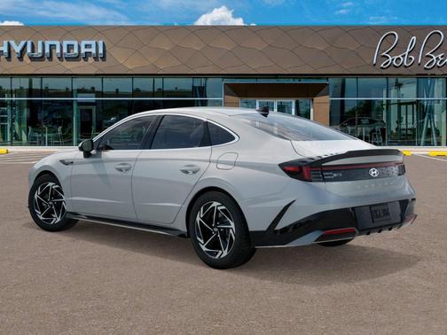 2026 Hyundai SONATA SEL