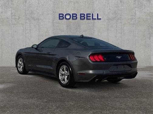 2021 Ford Mustang EcoBoost