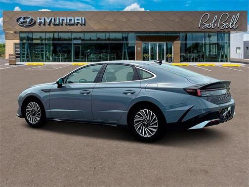 2025 Hyundai SONATA Hybrid SE