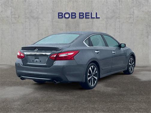 2016 Nissan Altima 2.5 SR