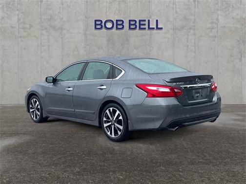 2016 Nissan Altima 2.5 SR