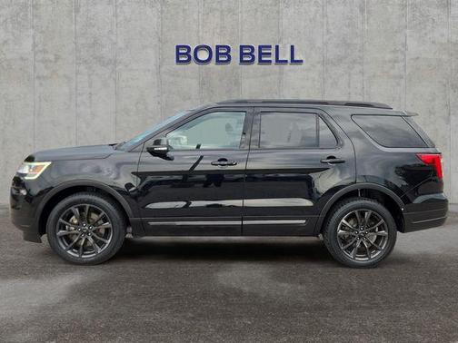 Magnetic Metallic 2019 Ford Explorer XLT