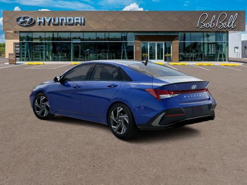 2025 Hyundai ELANTRA HEV SEL Sport