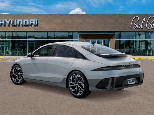 2025 Hyundai IONIQ 6 SEL