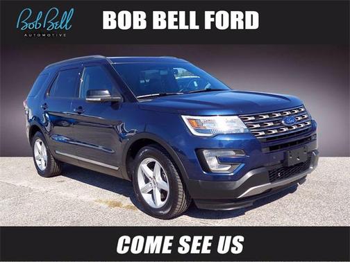Ruby Red Metallic Tinted Clearcoat 2017 Ford Explorer XLT
