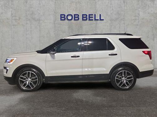 White Platinum Metallic Tri-Coat 2018 Ford Explorer Sport