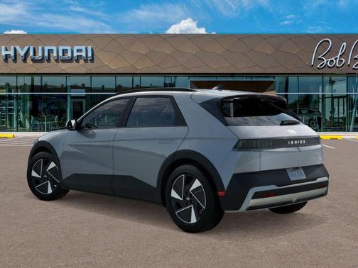 2025 Hyundai IONIQ 5 SEL