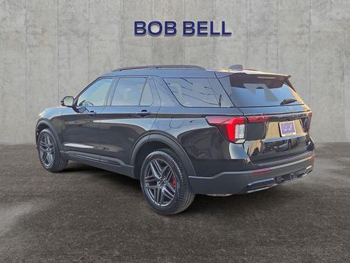 Black Metallic 2025 Ford Explorer ST-Line