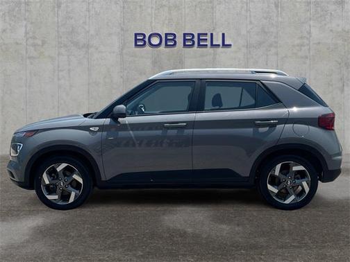 2022 Hyundai VENUE SEL