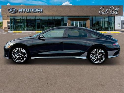 2025 Hyundai IONIQ 6 SE