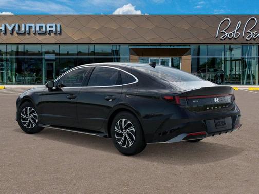 Abyss Black 2026 Hyundai SONATA Hybrid Base