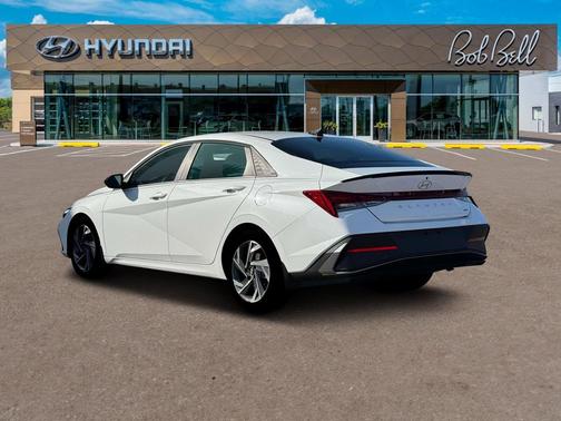2025 Hyundai ELANTRA HEV SEL Sport