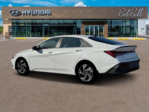 2025 Hyundai ELANTRA HEV SEL Sport