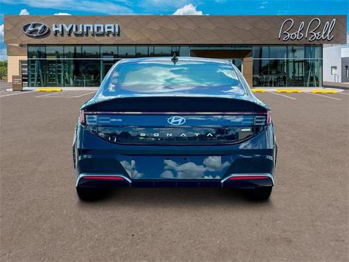 2025 Hyundai SONATA Hybrid SE