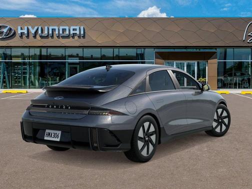 2025 Hyundai IONIQ 6 SE