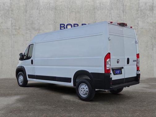 Bright White Clearcoat 2023 RAM ProMaster 2500 High Roof