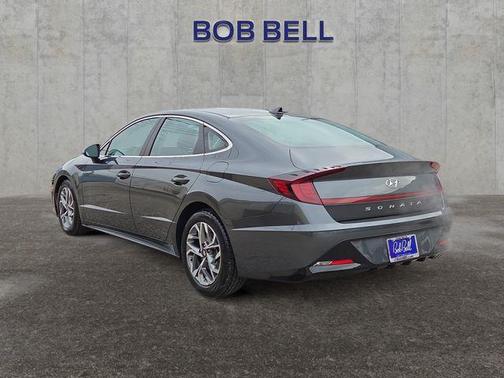 2022 Hyundai SONATA SEL