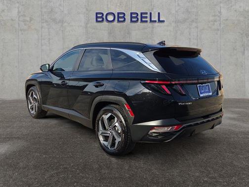 Black Pearl 2024 Hyundai TUCSON SEL