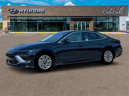2025 Hyundai SONATA Hybrid SE