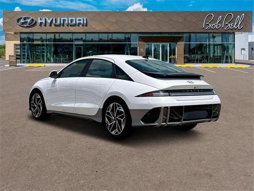 2025 Hyundai IONIQ 6 SE